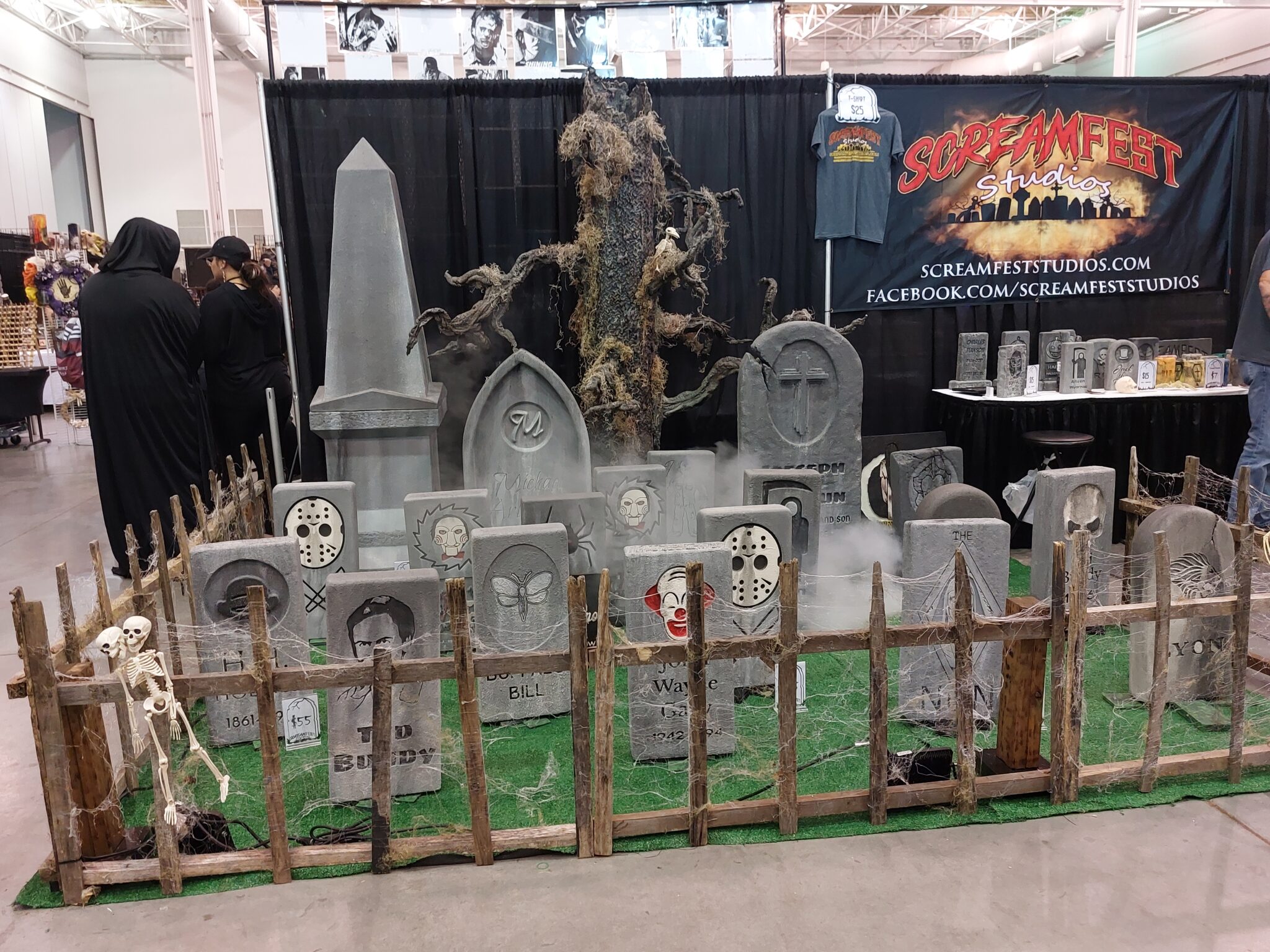 Haunted Screams Expo Hampton VA horror Convention Geeky KOOL