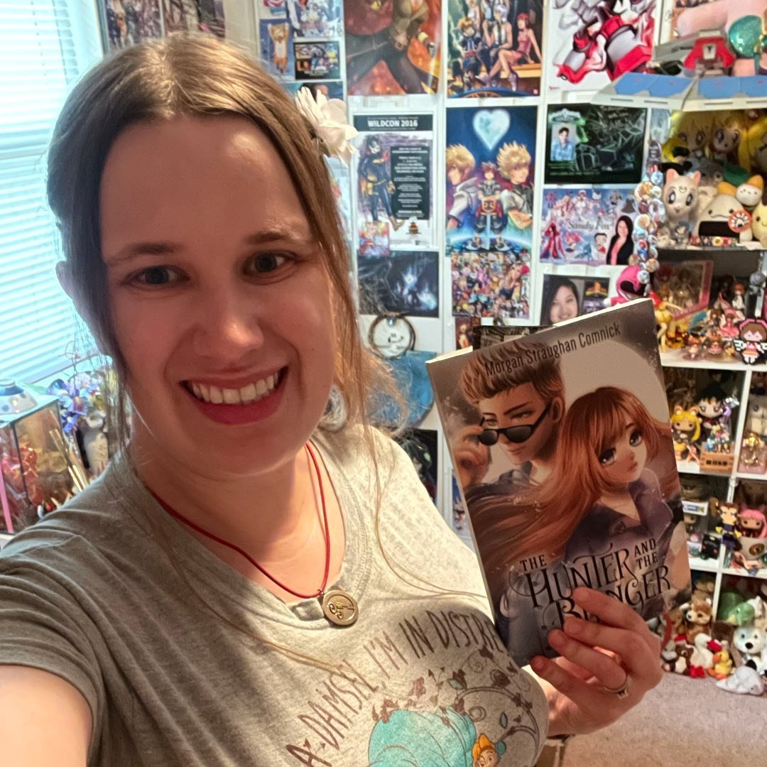 Author Morgan Straughan Comnick At Geeky KOOL Table for Oz-Con