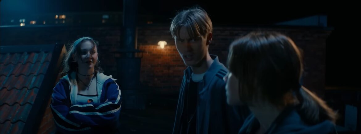 Movie Trailer: Watch the Skies