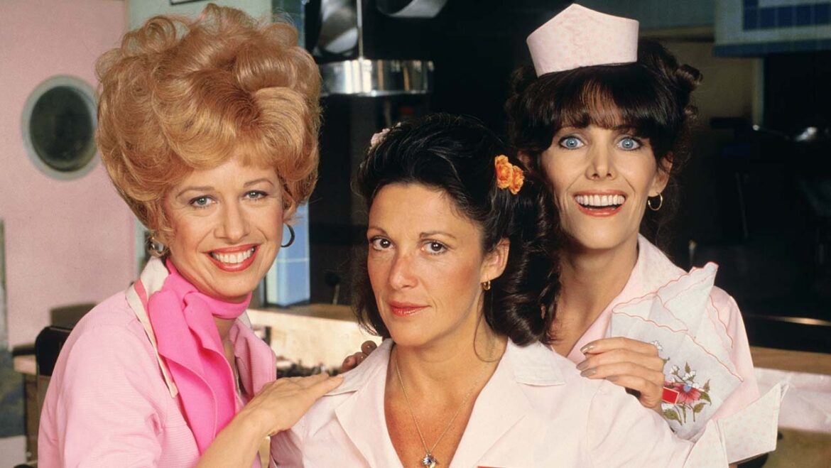 Actress Polly Holliday Passed Away