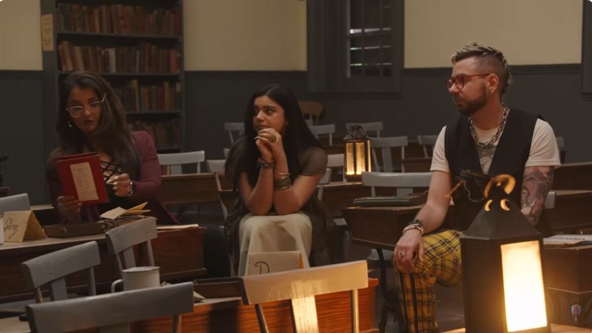 Video: Tales From Woodcreek: Chapter 1