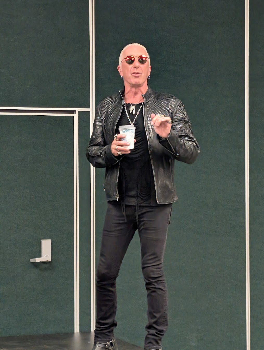 I Wanna Rock! Dee Snider Commands the Stage at Missouri Comic Con